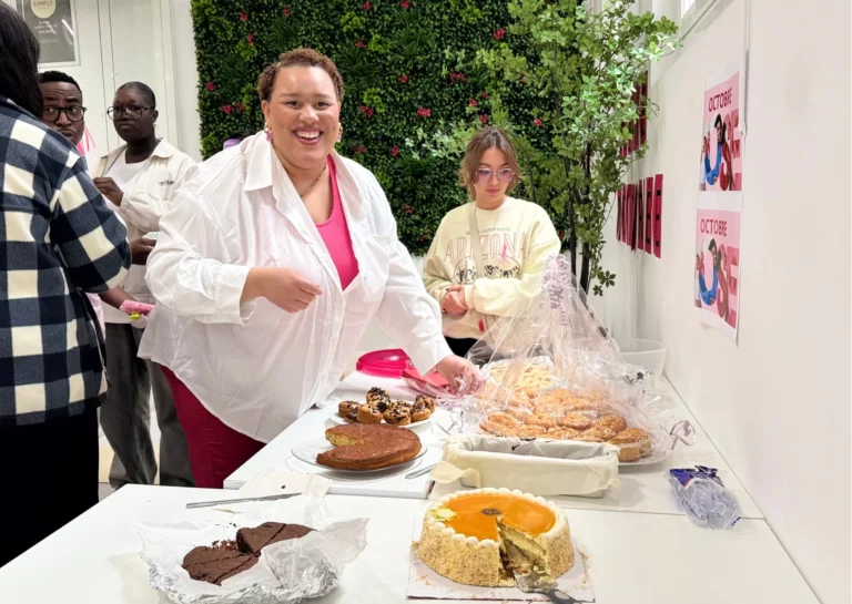 Vente de gateaux octobre rose ENMC la
